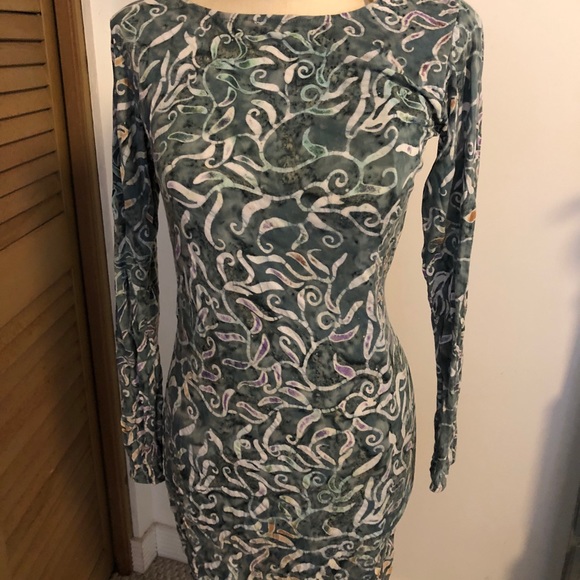 Sexy open cut out back indah swim coverup. Xs. - Picture 3 of 3